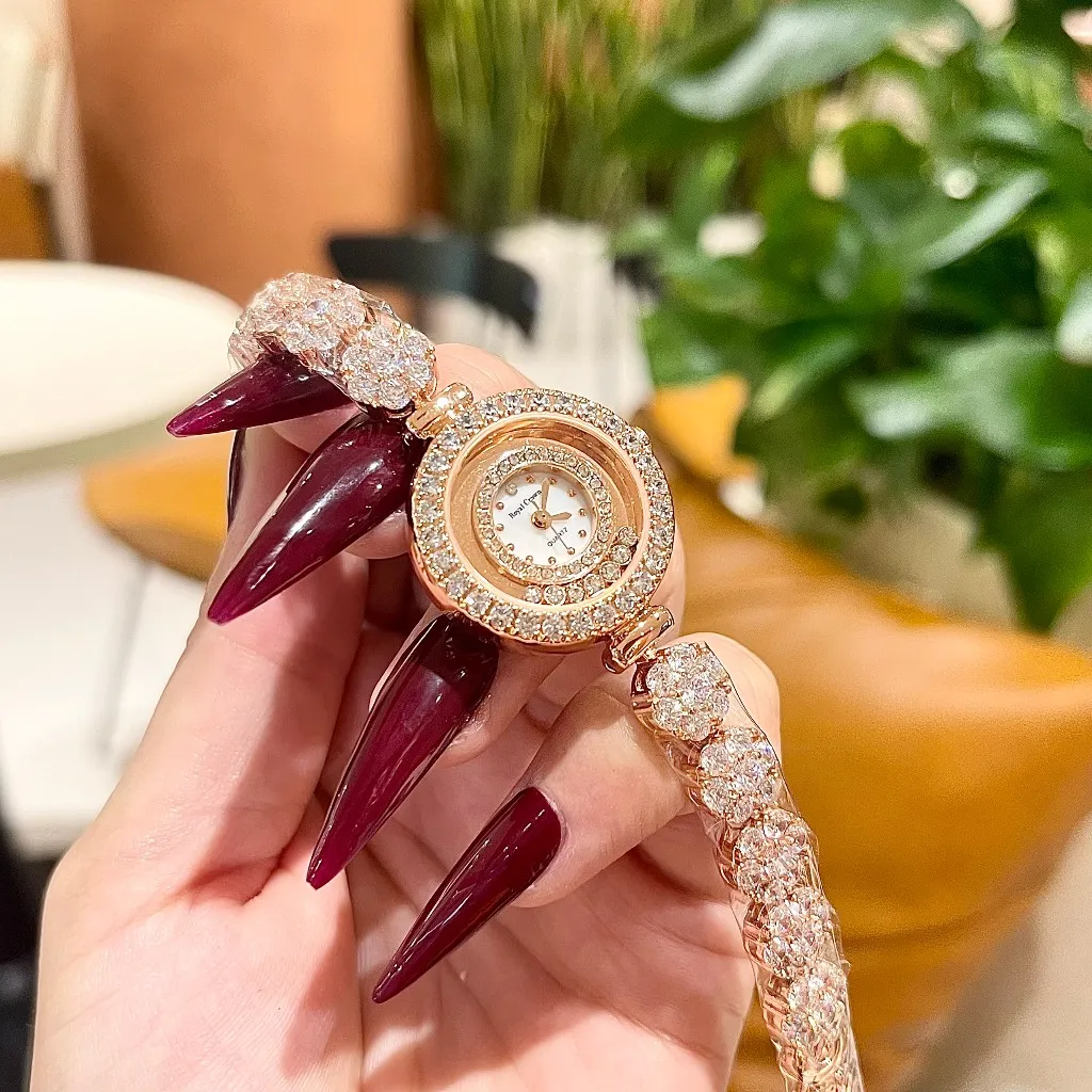 Ảnh Đồng hồ nữ chính hãng Royal Crown 5308 dây thép đính đá cao cấp, chống nước, đeo tay đẹp, sang chảnh 2