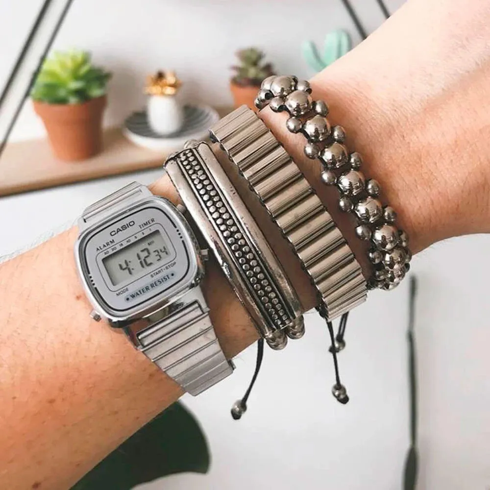Ảnh Đồng hồ nữ dây kim loại Casio Anh Khuê LA670WA-7DF Chính Hãng 4