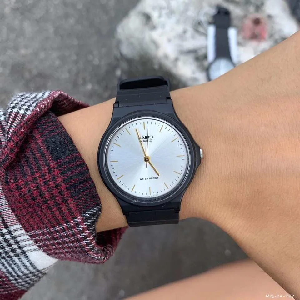 Ảnh Đồng hồ unisex dây nhựa Casio Anh Khuê Series MQ-24 2