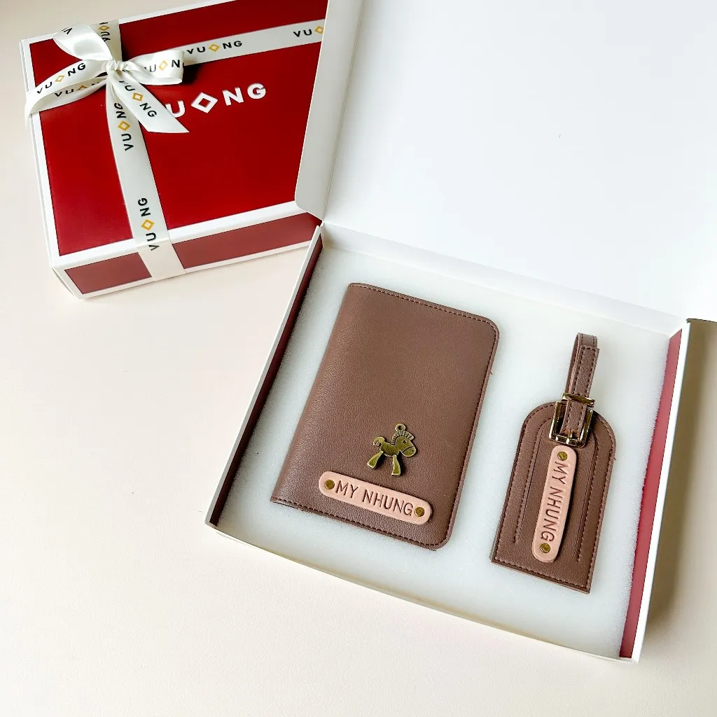 Ảnh Passport cover Vuông Shop®️ da p.u 2 lớp kèm tag hành lý 4