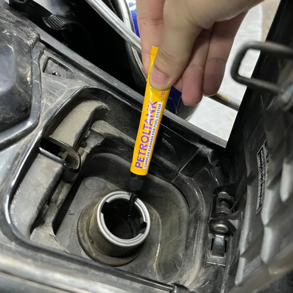 Ảnh Phụ gia vệ sinh hệ thống xăng Xado Petroltank 10ml 4