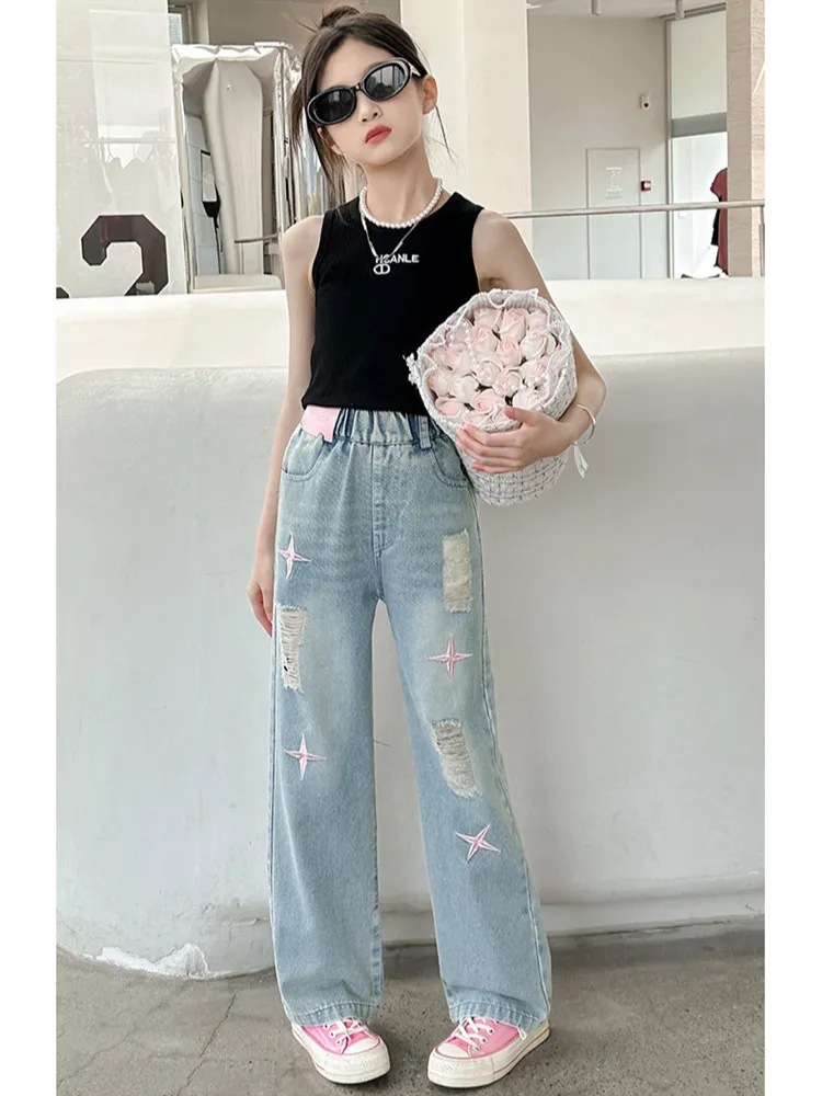 Ảnh Quần Bò Ống Suông Quần Jean Ống Rộng Thời Trang Cho Các Bé Gái Cao Dưới 1m7  - Babimama - J109 1