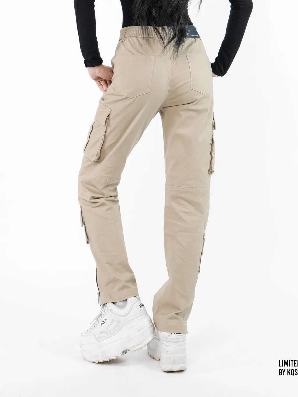 Ảnh Quần cargo nữ túi hộp KQSTYLING kaki cotton co giãn nhẹ lưng thun phối nút phía trước-A13- VÀNG NGHỆ 3