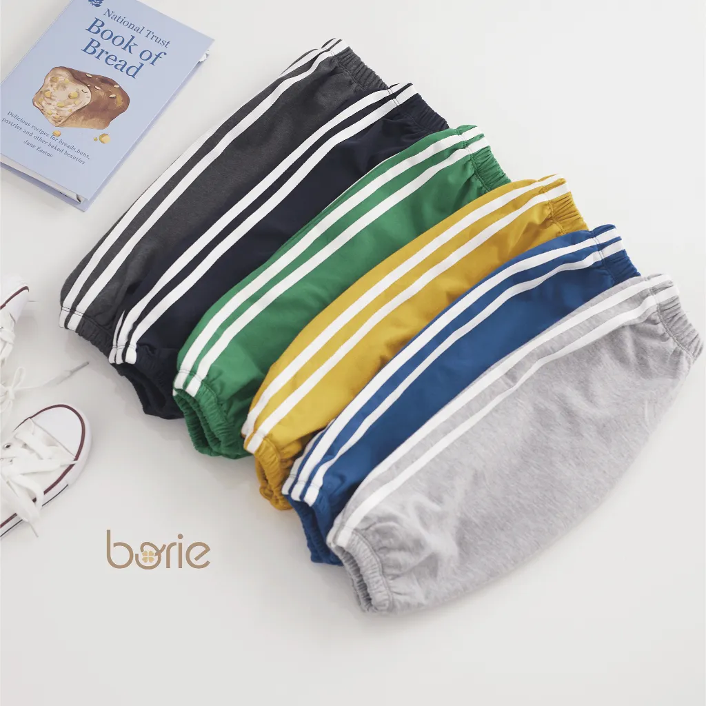 Ảnh Quần dài dáng thể thao cho bé trai bé gái Borie chất liệu cotton da cá dày dặn giữ ấm rất tốt size 9-21kg A001 1