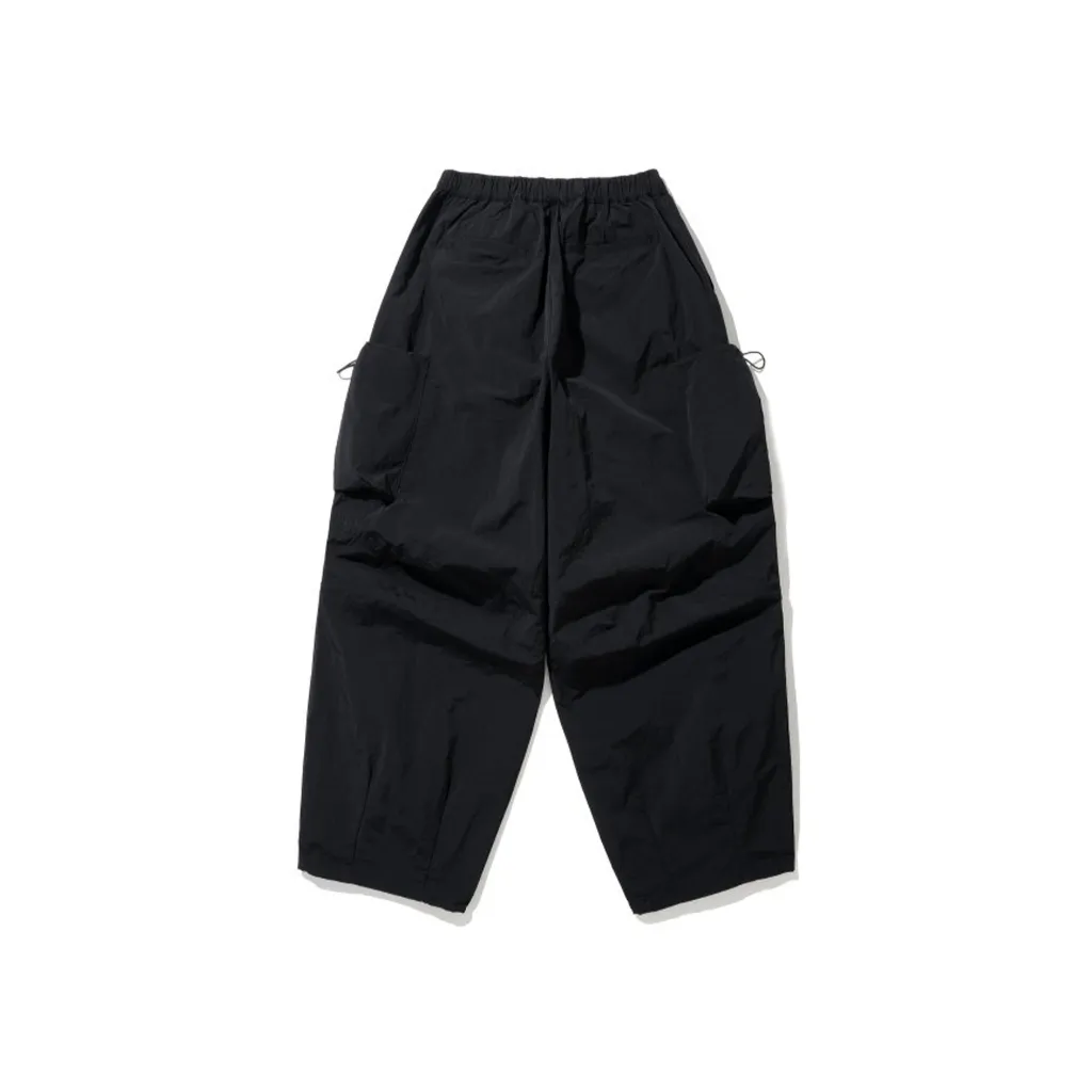Ảnh Quần Dù Ống Rộng DAPPERANDMORE Nylon Big Pocket Parachute Pants Phối 2 Túi Bên Hông Kèm Dây Rút Eo 2