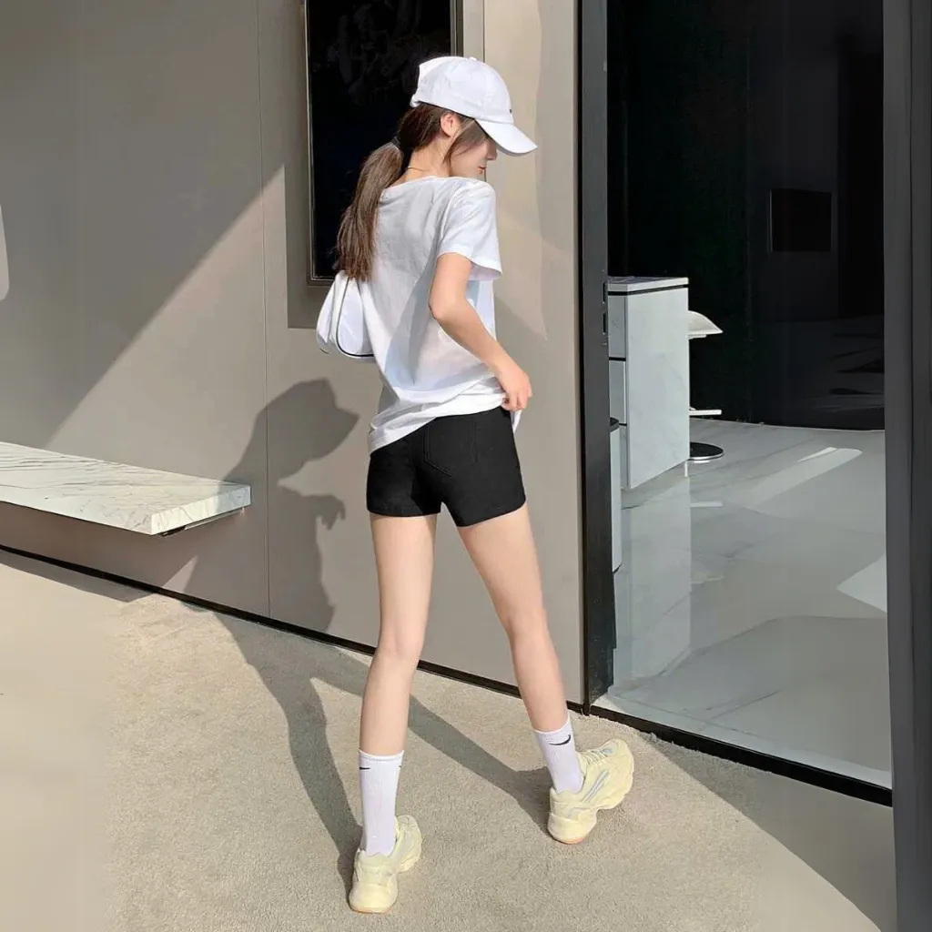 Ảnh Quần đùi nữ vải umi co giãn 4 chiều - Quần legging đùi nữ Loza LQ035225 1