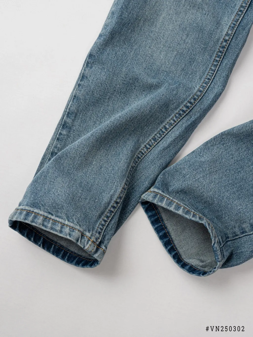 Ảnh Quần Jean Nam Xanh Nhạt Trơn DENIMST VN250302, Form Slim Fit 1