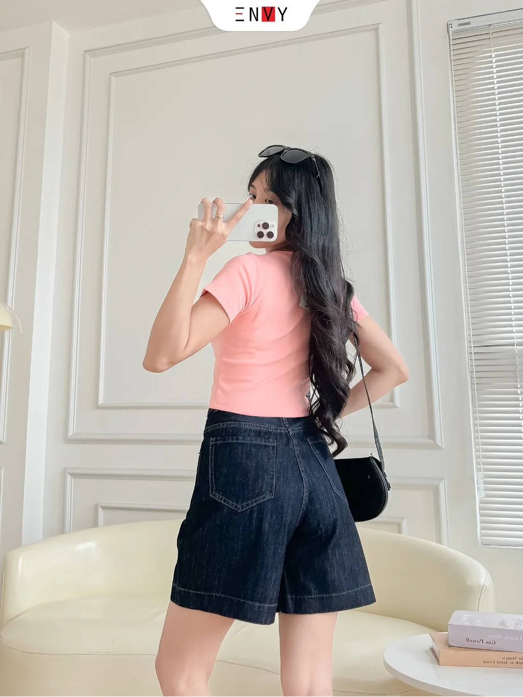 Ảnh Quần Jean Short Nữ Form Ngố Năng Động, Trẻ Trung Dễ Phối Đồ ENVY JS57 1