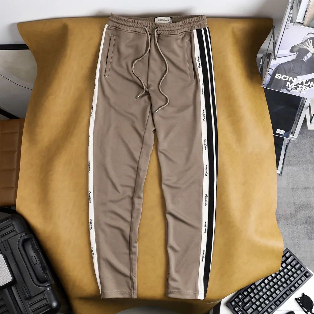 Ảnh Quần Jogger Nam Ruda Chất Vải Poly Co Giãn Tốt Form Relaxed Chính Hãng Fapas 2