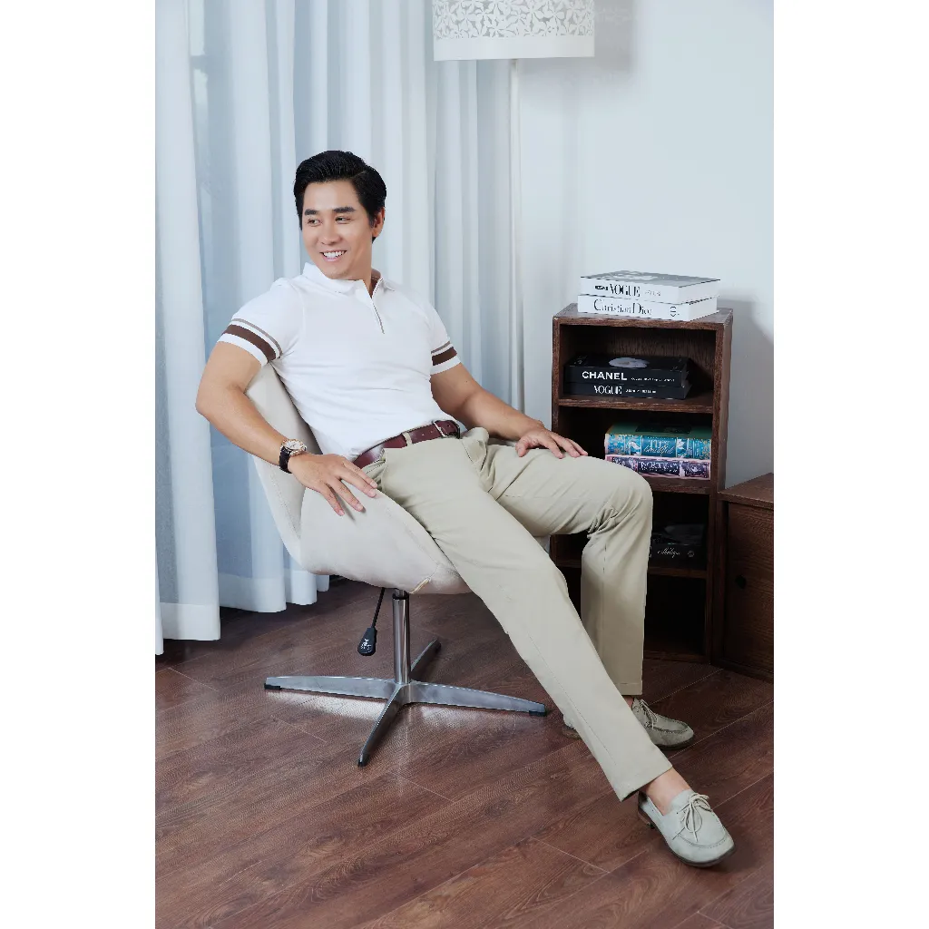 Ảnh Quần kaki nam ARISTINO phom ôm vừa vặn, thiết kế chỉn chu, lịch lãm - AKKR05 3