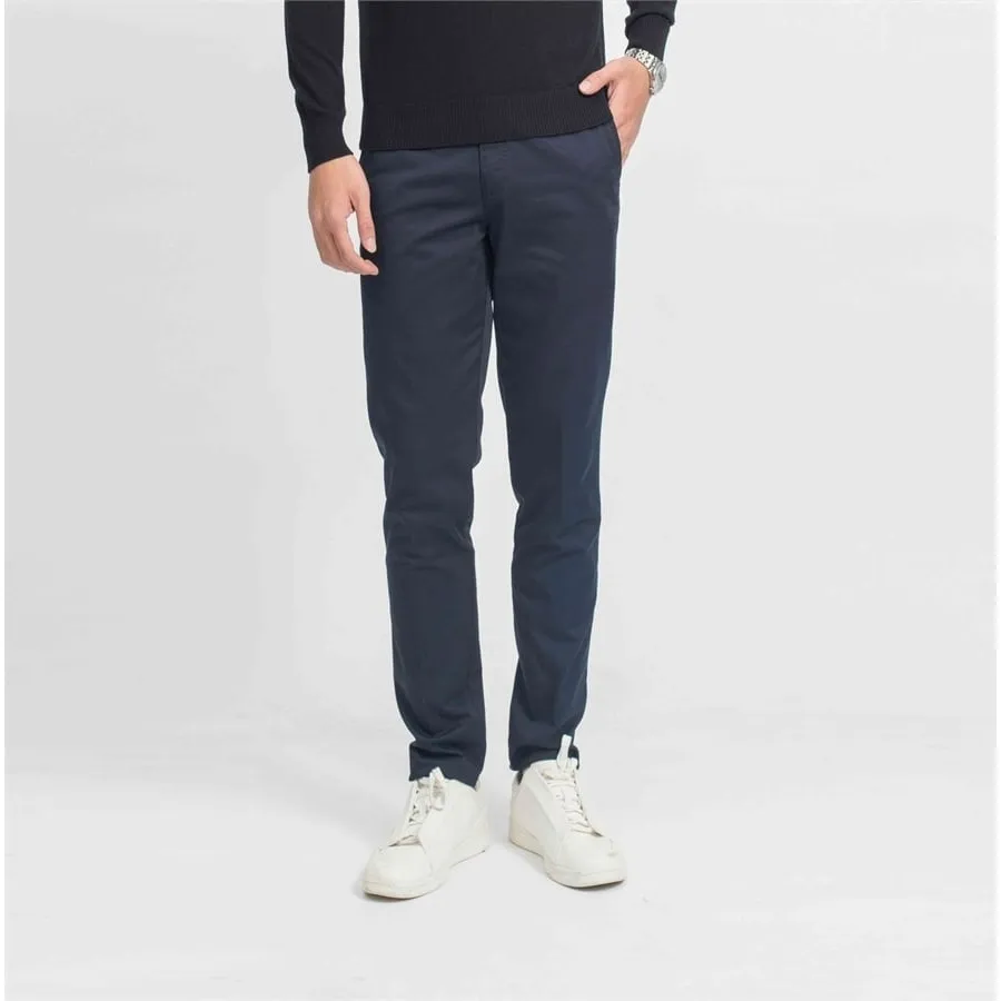 Ảnh Quần khaki nam ARISTINO phom Slim fit ôm vừa vặn, đường may chỉnh chu, lịch lãm  - AKKR08 4