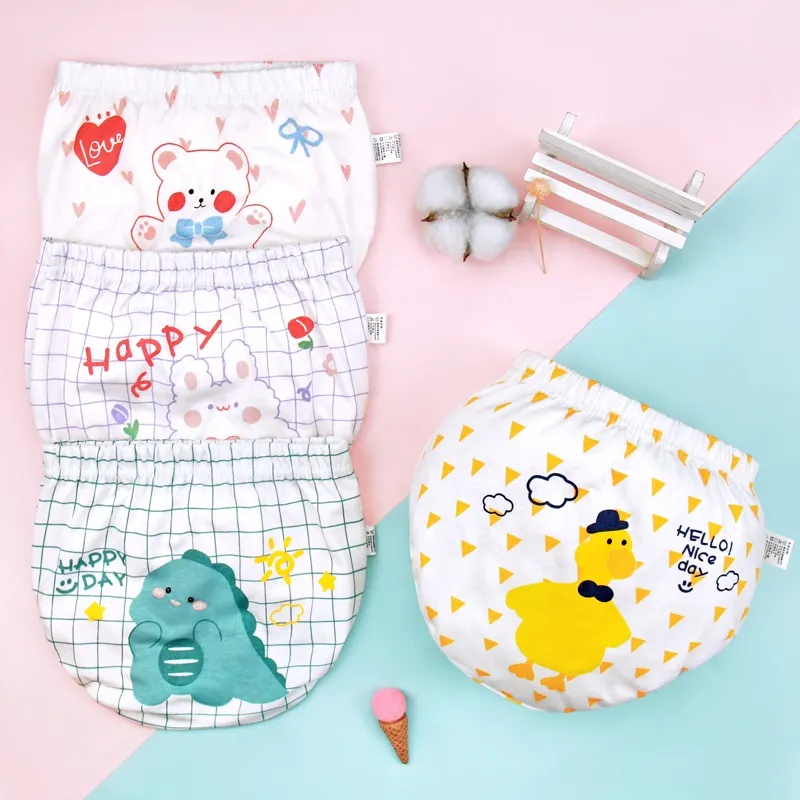 Ảnh Quần lót tam giác LUCKY BIG CAT bằng cotton nguyên chất in nhiều họa tiết dễ thương phong cách Hàn Quốc cho bé 2