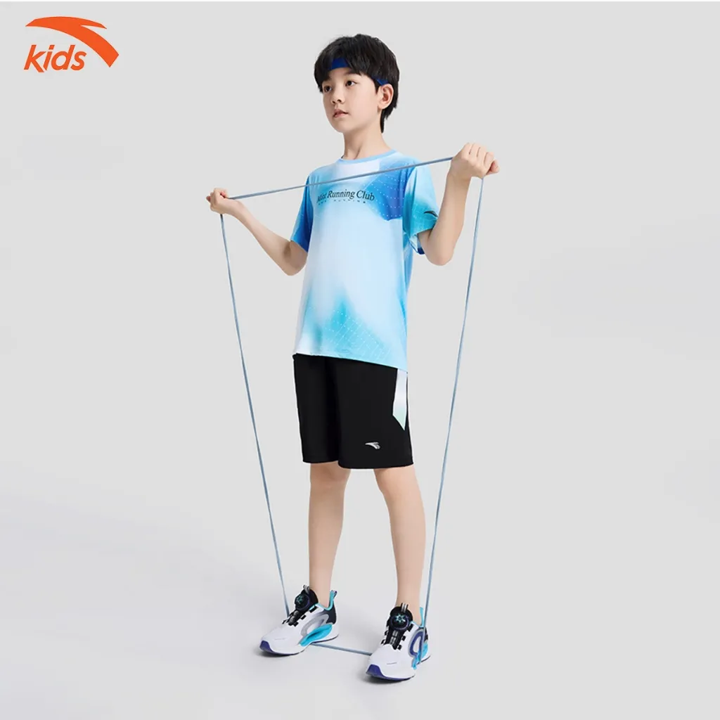 Ảnh Quần Lửng Thể Thao Bé Trai Anta Kids Running  có tính chống thấm hút mồ hôi tốt, thông thoáng 3524B5520 3