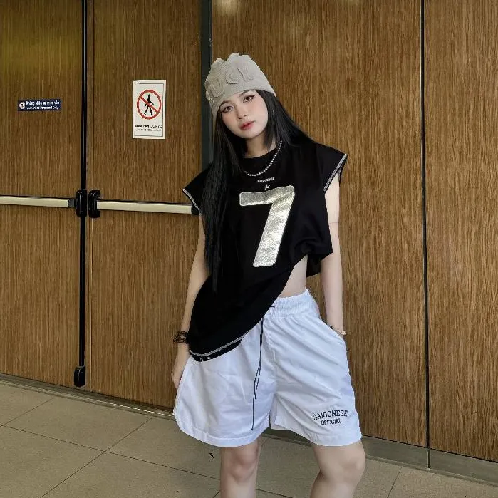 Ảnh Quần Short Dù SAIGONESE Quần Đùi Lưng Thun Dây Dài Có Lót Lưới Form Trên Gối Unisex Nam Nữ 4
