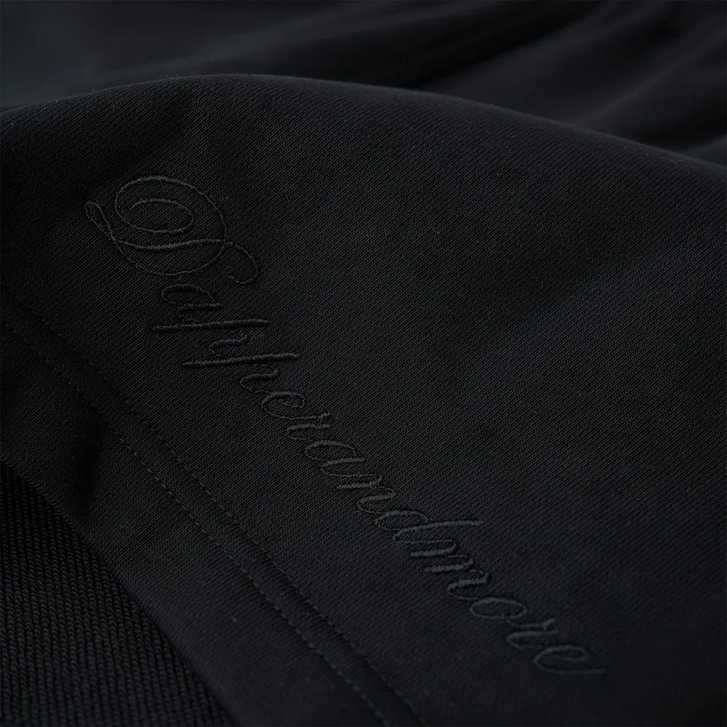 Ảnh Quần Short Nỉ DAPPERANDMORE Embroidered Logo Thêu Logo 100% Cotton 450GSM  - Black 4