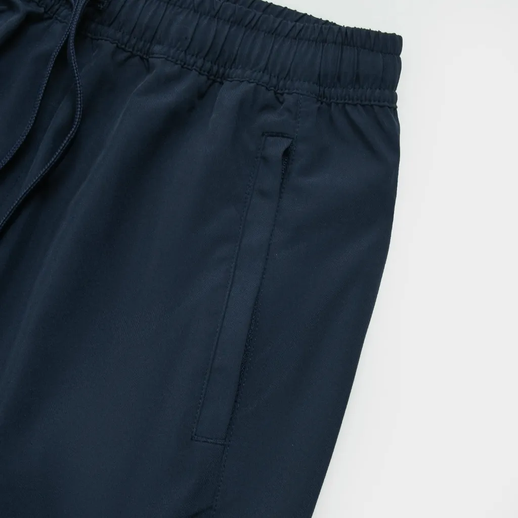 Ảnh Quần Short Thể Thao Nam Aristino Regular Fit ASO114AS3 bền màu, nhanh khô và ít thấm nước 2