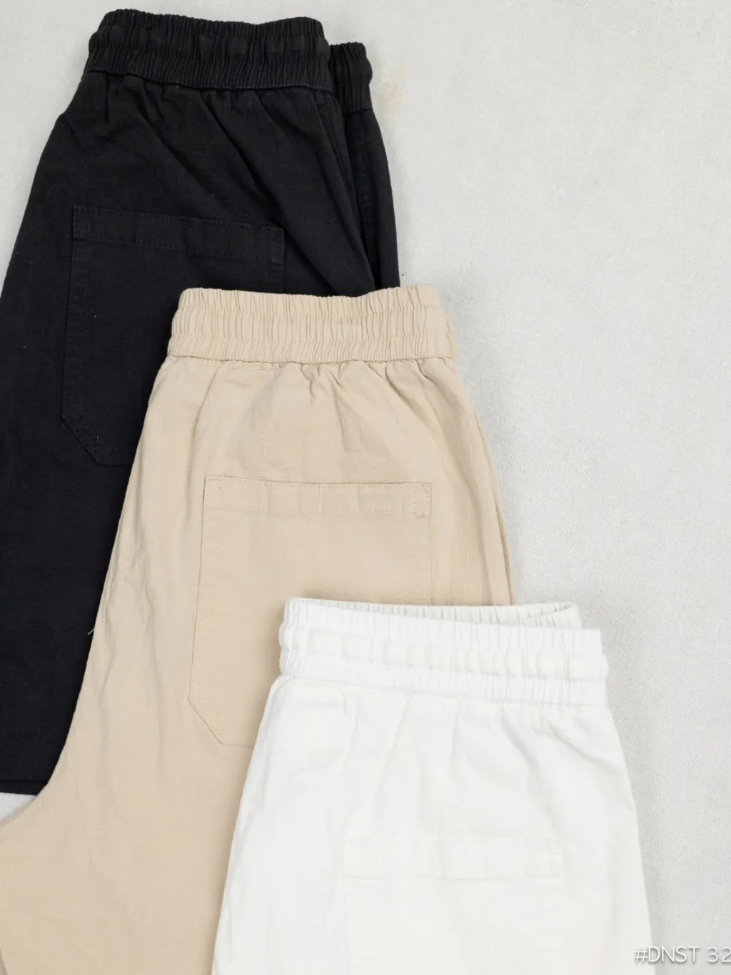 Ảnh Quần short đũi trơn ngắn DNST 325, form suông, chất linen 4