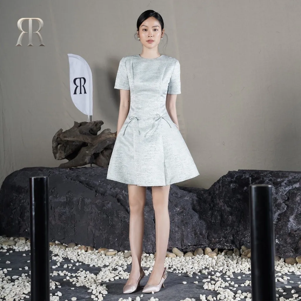 Ảnh RẬP - Đầm Cổ Tròn Tay Ngắn Tùng Xòe Đính Nơ Eo - PRIME 24 1