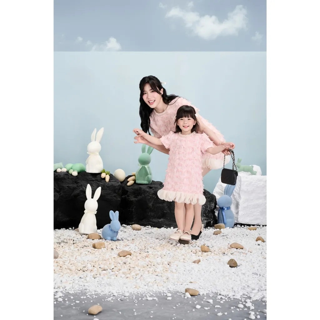 Ảnh RẬP MOMMY & BABY - Đầm Hồng Cổ Tròn Kết Dây Tweed Tay Ngắn - PARIS 04 3