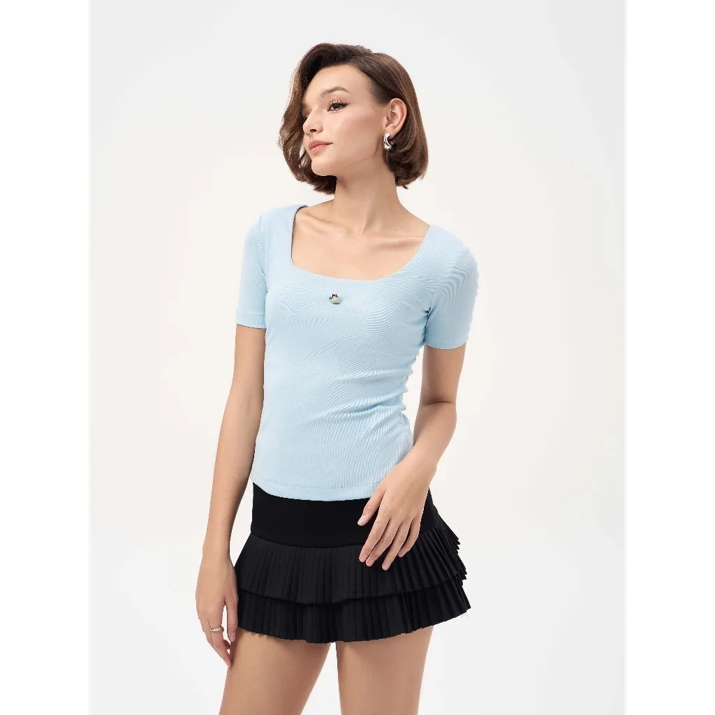 Ảnh RECHIC Áo thun Ember tay ngắn chất thun đính họa tiết trái tim trẻ trung 1