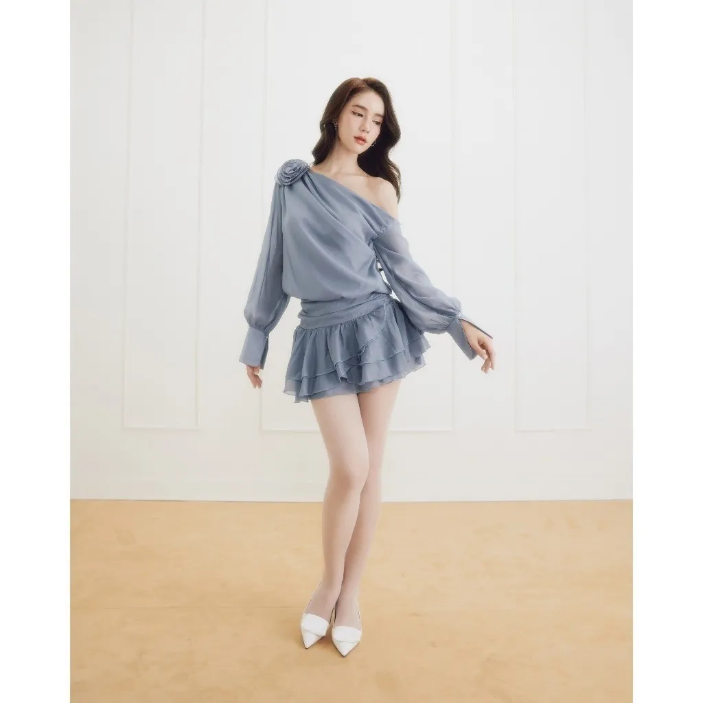 Ảnh RECHIC Đầm ngắn trễ vai Sivia đính nơ vai tay dài bồng bềnh sang trọng tiểu thư 2