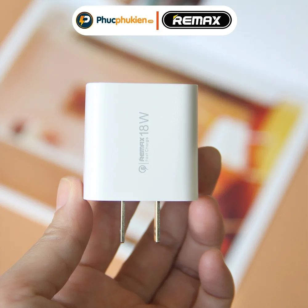 Ảnh Remax U119 - Củ sạc nhanh 18w 1 cổng usb dành cho 14 pro max trở xuống - Phúc Phụ Kiện Bảo hành 12 tháng 1 đổi 1 1