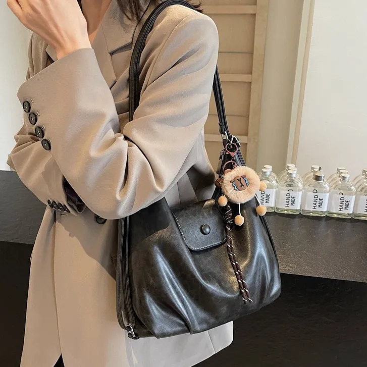 Ảnh Retro Nữ Da PU Thời Trang Vai Nữ Messenger Túi Dung Tích Lớn Đa Năng Phương Pháp Lưng Túi Đeo Ngang 4