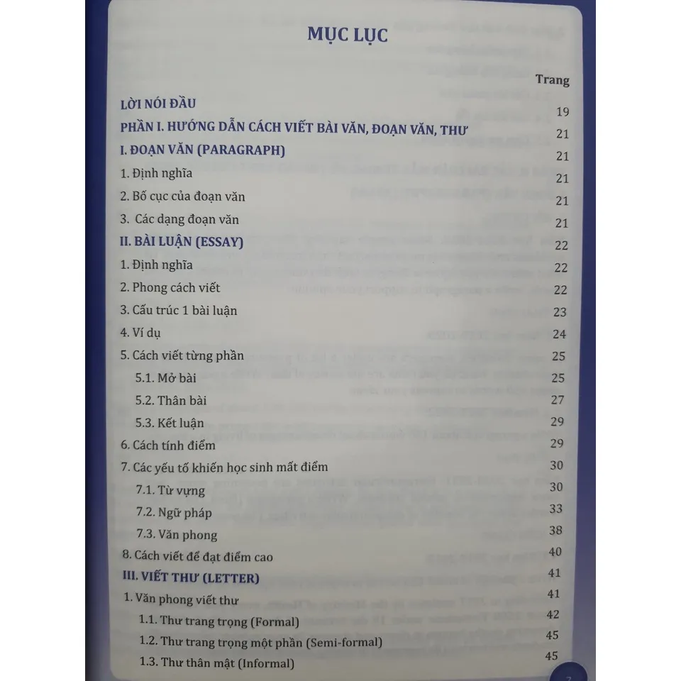 Ảnh Sách - Bài Luận Mẫu Tiếng Anh dành cho học sinh thi trung học phổ thông chuyên 3 miền Bắc - Trung - Nam 2