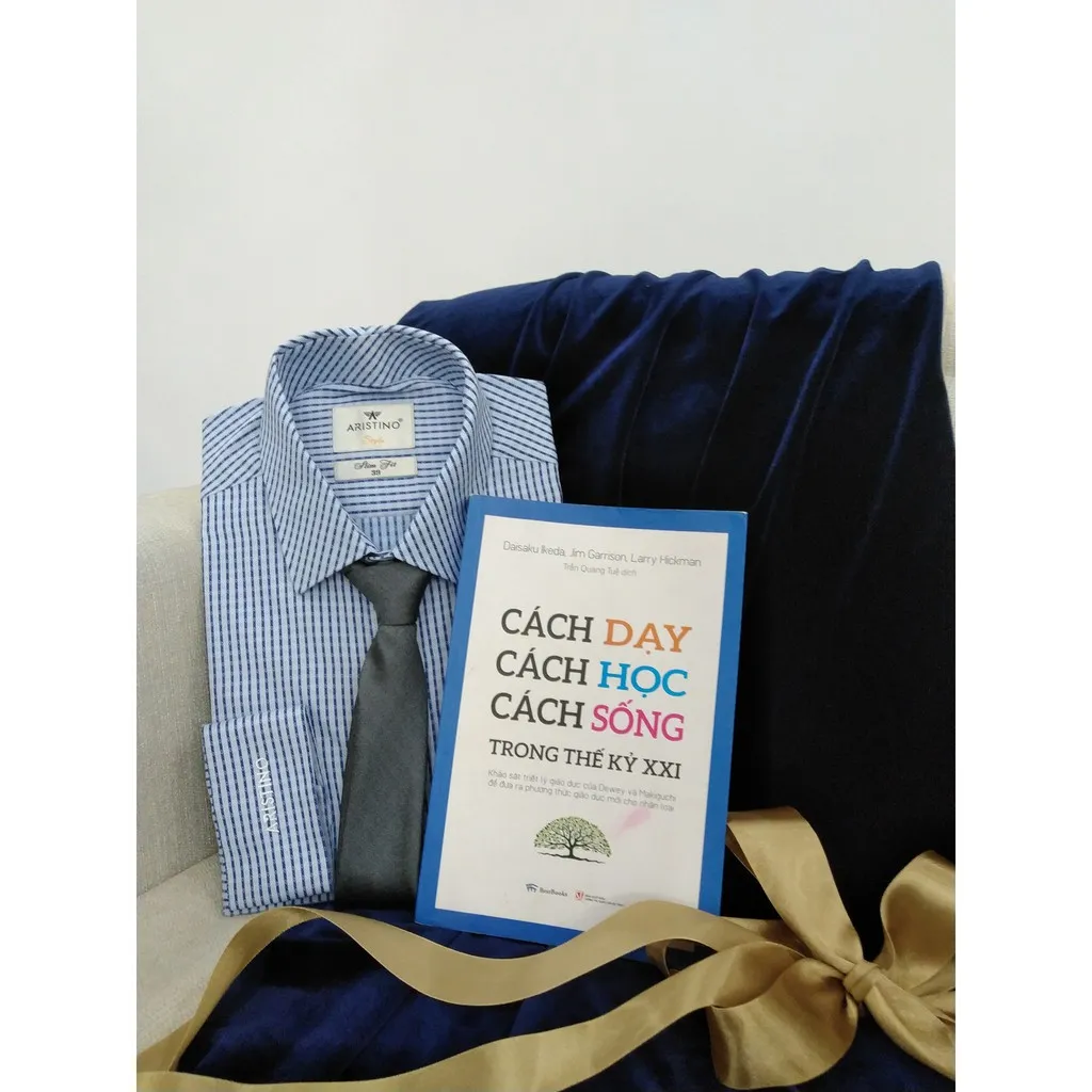 Ảnh Sách - Combo Lối sống tối giản khi nhà có con nhỏ + Cách dạy - Cách học - Cách sống trong thế kỷ XXI 3