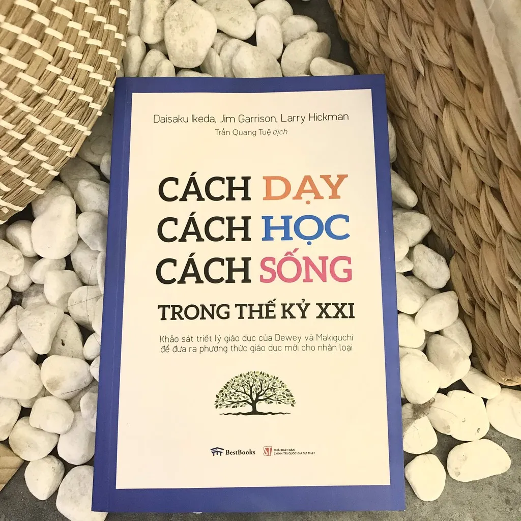 Ảnh Sách - Combo Lối sống tối giản khi nhà có con nhỏ + Cách dạy - Cách học - Cách sống trong thế kỷ XXI 4