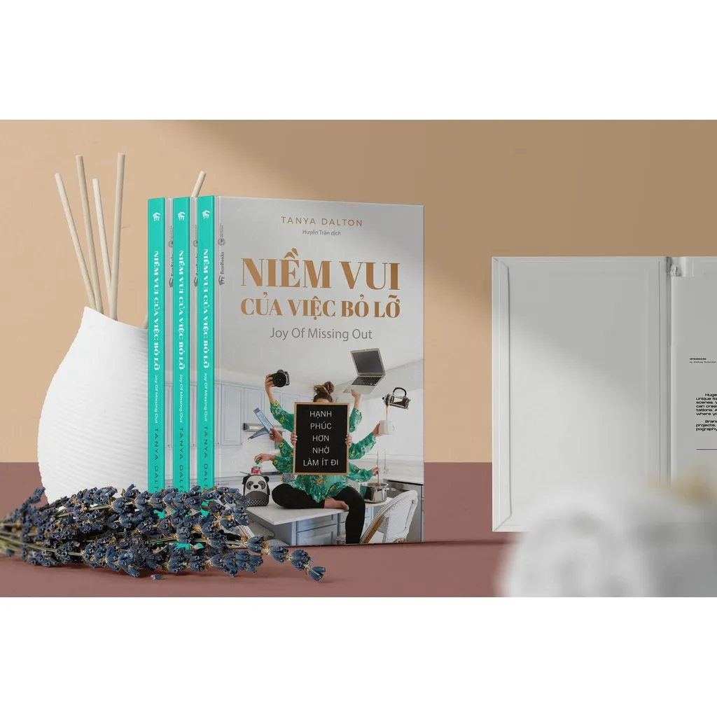 Ảnh Sách - Combo Niềm Vui Của Việc Bỏ Lỡ (Joy Of Missing Out): Hạnh phúc hơn nhờ làm ít đi+ Sống Chậm Mà Chất 2