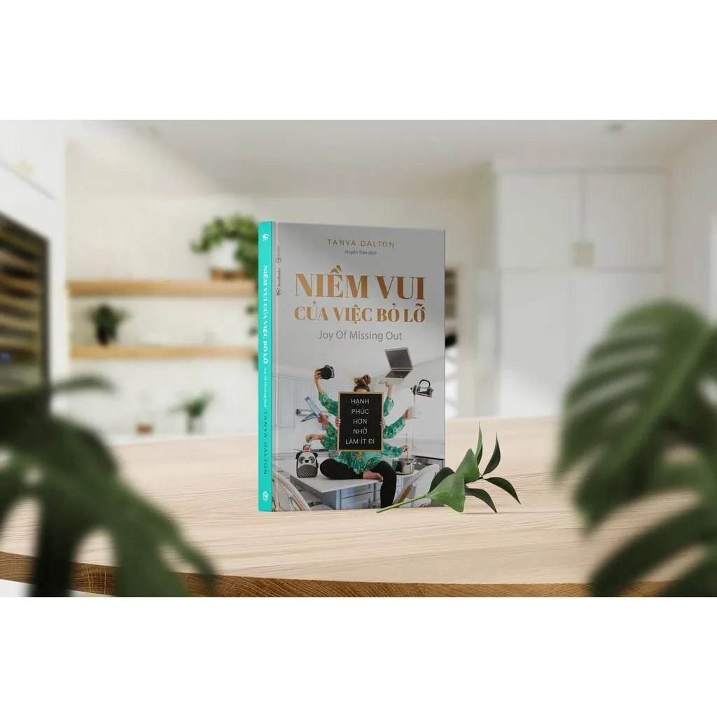 Ảnh Sách - Combo Niềm vui của việc bỏ lỡ (Joy Of Missing Out): Hạnh phúc hơn nhờ làm ít đi + Freelance To Freedom: Làm Việc 1