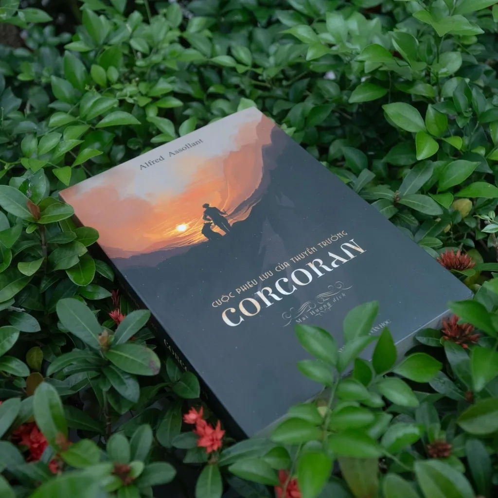 Ảnh Sách: Corcoran + Ông Già Và Biển Cả + Năm Tuần Lễ Trên Khinh Khí Cầu + Hai Vạn Dặm + Đảo Giấu Vàng 1