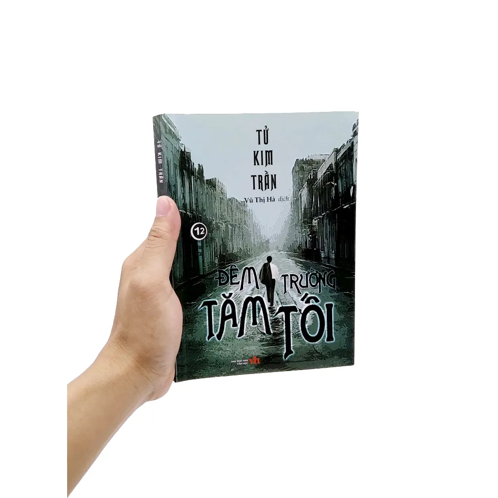 Ảnh Sách - Đêm Trường Tăm Tối - NXB Văn Học 2