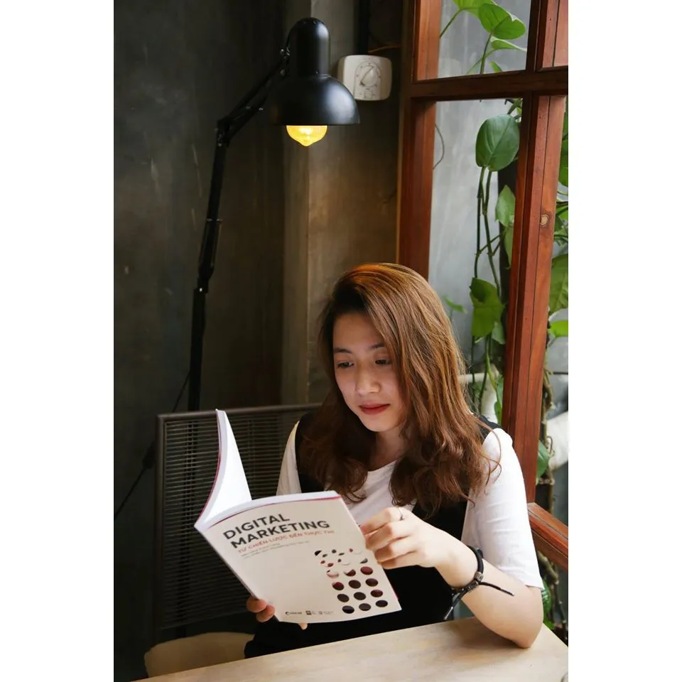 Ảnh Sách Digital Marketing Từ Chiến Lược Đến Thực Thi 2