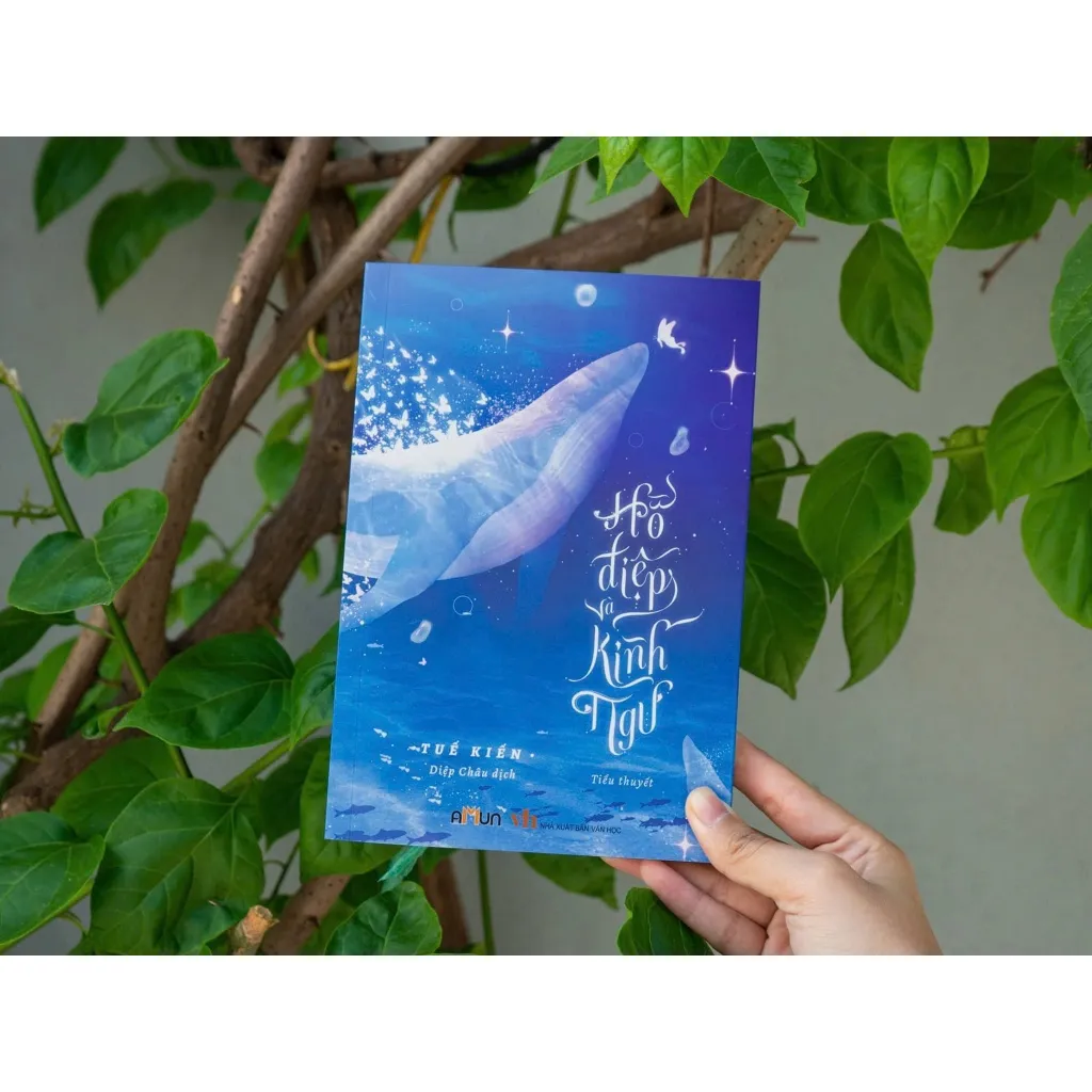 Ảnh Sách - Hồ điệp và kình ngư ( Tuế Kiến ) 2