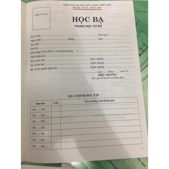 Ảnh Sách - Học bạ trung học cơ sở ( mẫu mới ) 1