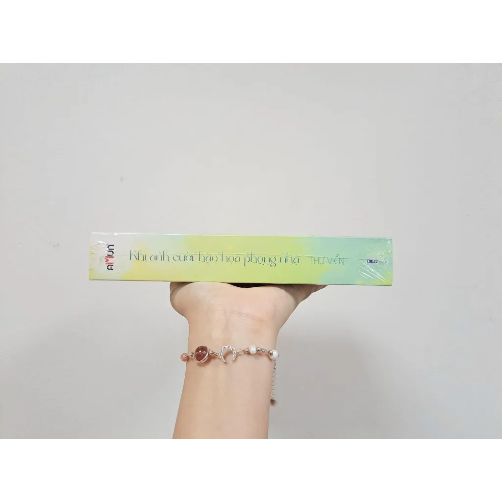 Ảnh Sách - Khi anh cười hào hoa phong nhã - Thư Viễn (Bản đặc biệt) 2