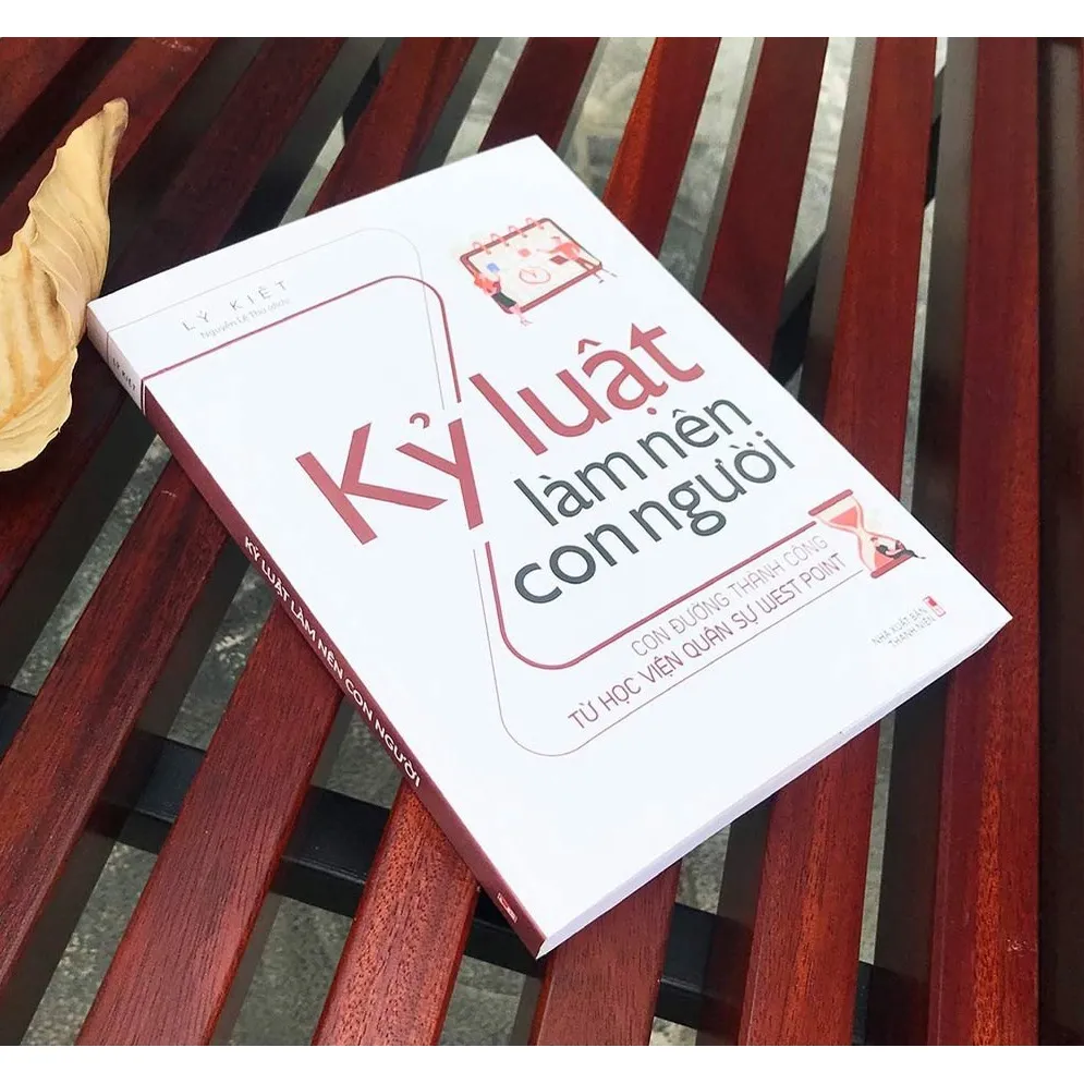 Ảnh Sách - Kỷ luật làm nên con người - con đường thành công từ học viện quân sự West Poit - ML 1