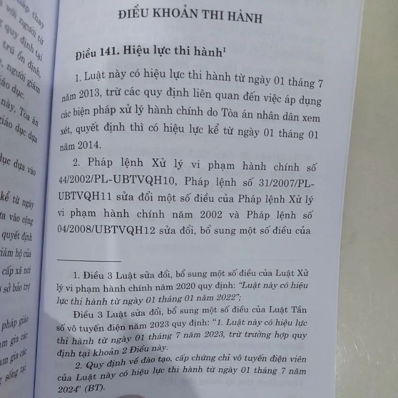 Ảnh Sách - Luật xử lý vi phạm hành chính (Hiện hành) (NXB Chính trị quốc gia Sự thật) 1