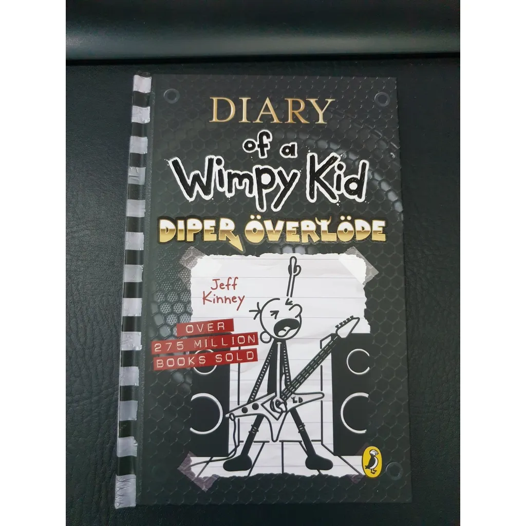 Ảnh Sách Ngoại văn: Diary Of A Wimpy Kid: Diper Överlöde (Book 17) 3