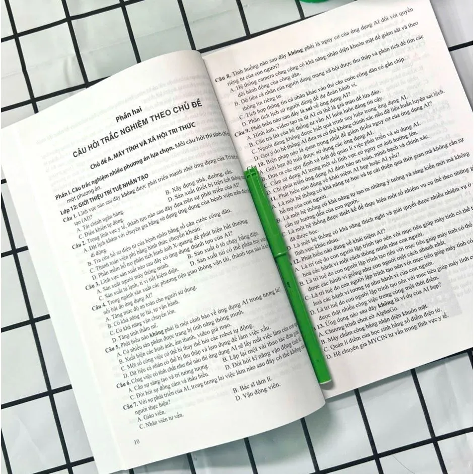 Ảnh Sách - Ôn luyện trắc nghiệm thi tốt nghiệp trung học phổ thông môn Tin học 3