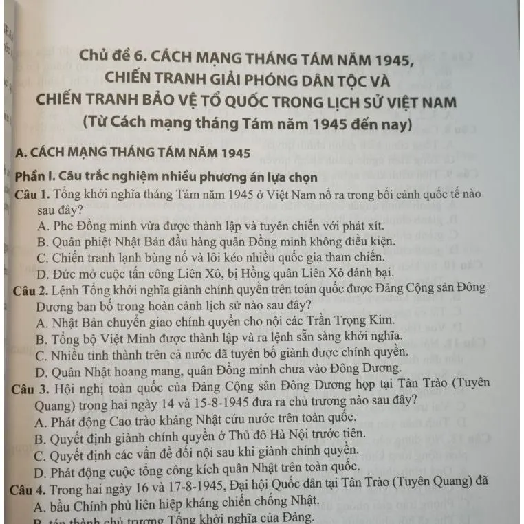 Ảnh Sách - Ôn luyện trắc nghiệm thi tốt nghiệp trung học phổ thông môn Lịch sử 4