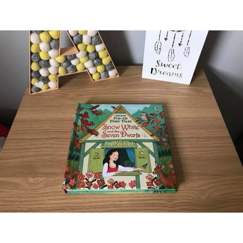 Ảnh Sách Pop Up - Snow White And The Seven Dwarfs - Truyện kể tiếng anh Bạch tuyết và Bảy Chú Lùn bằng giấy 3D cho bé 3