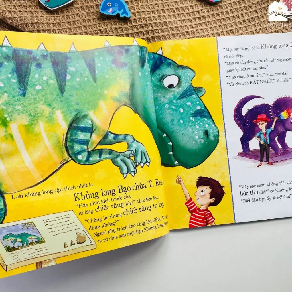 Ảnh Sách song ngữ cho bé 3-8 tuổi - Series Khủng Long Thân Mến 3