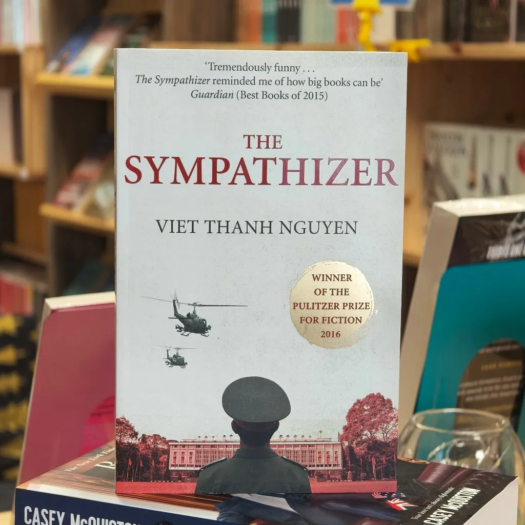 Ảnh Sách - Tiểu thuyết tiếng Anh - The Sympathizer 1