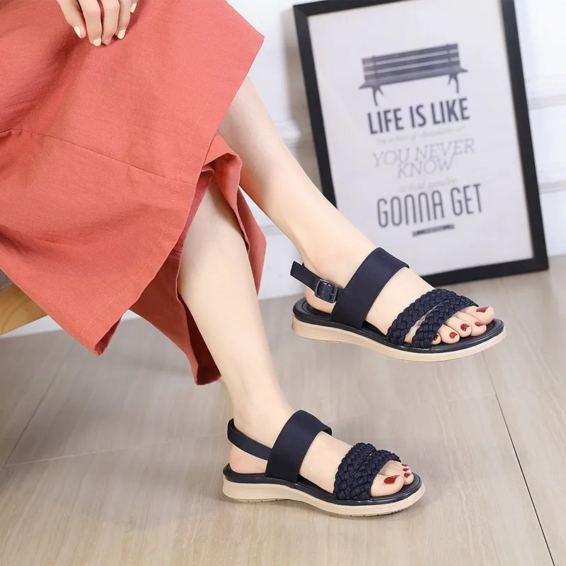 Ảnh Sandal Nữ Hãng Siketu Giày Sandal Đế Bằng Thời Trang Thoải Mái Phù Hợp Đi Làm Đi Học Đi Chơi 1
