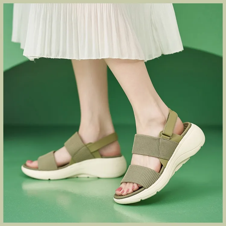 Ảnh Sandal Nữ Quai Ngang Hãng Siketu Hè 2024 Kiểu Dáng Thể Thao Đế Bằng 5Cm Phong Cách Sang Trọng Đi Học Đi Làm Đi Chơi 4