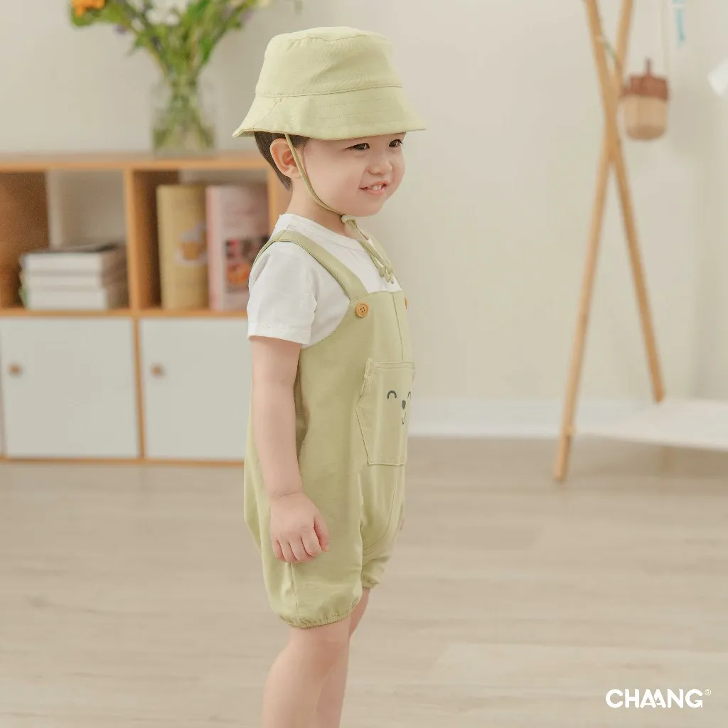 Ảnh Set bộ yếm kèm mũ may liền áo trắng cúc sau Bloom cho bé gái và bé trai 2