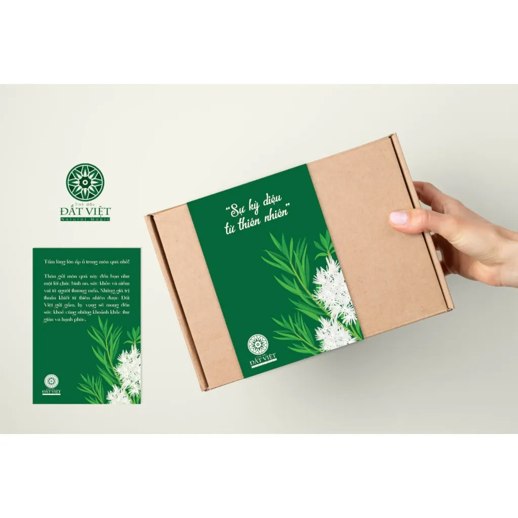 Ảnh Set quà tặng cho bé "Yến hạnh" - Dầu khuynh diệp, Tinh dầu tràm Huế, Nước tắm thảo dược, gạc rơ lưỡi 2